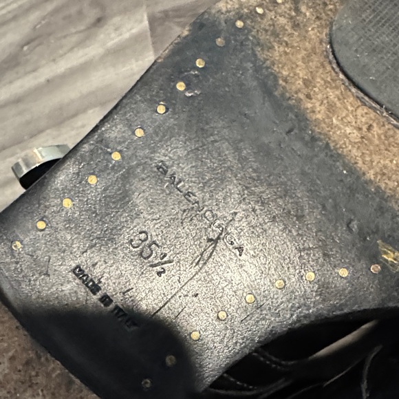 Balenciaga Ceinture Ankle Boots size 35.5 black leather cutout Straps - Picture 7 of 8